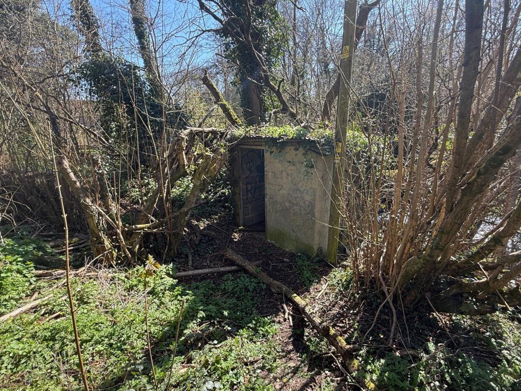 Lot: 63 - LAND WITH POTENTIAL - Former pumping station